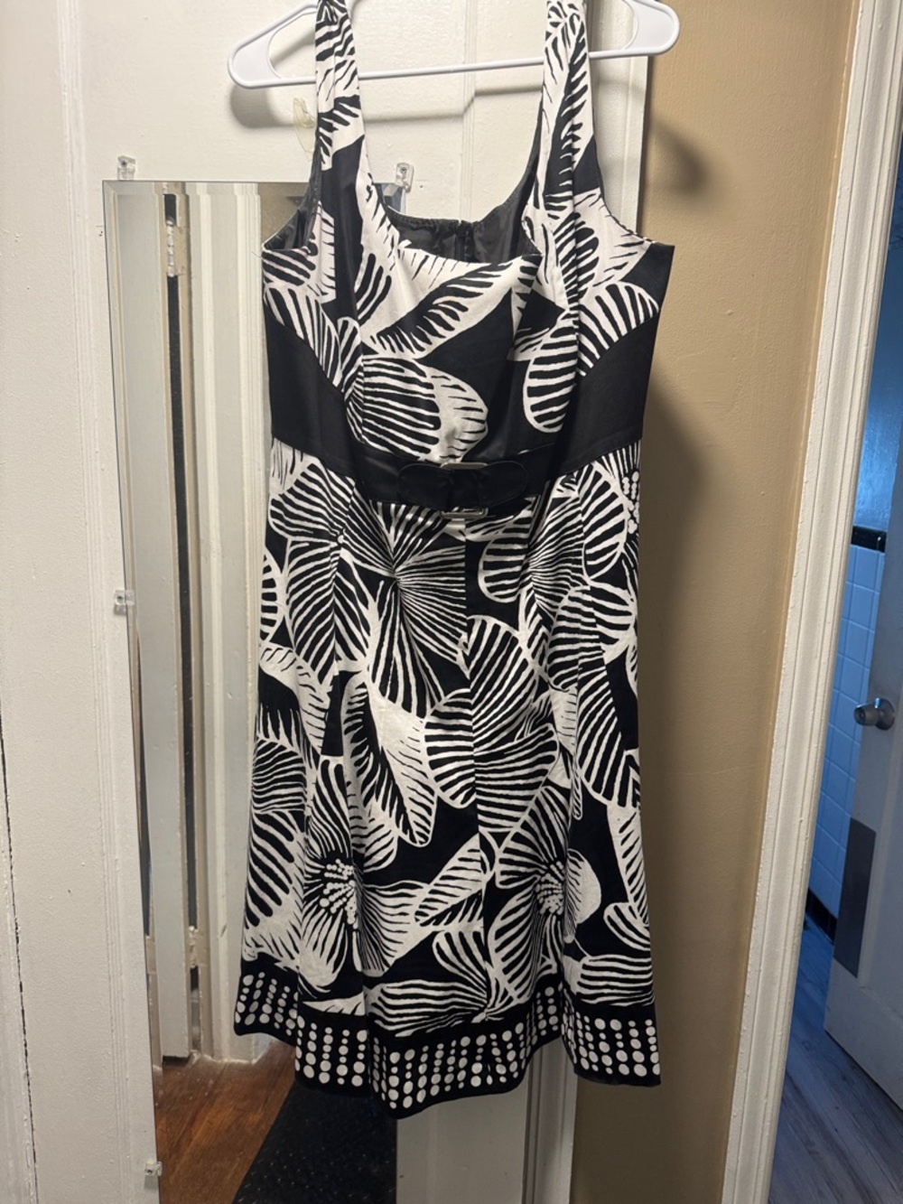 new directions Black and White Floral Fit-and-Flare Dress